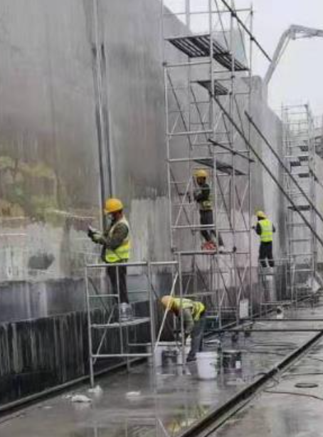 临高球场翻新地面是一个涉及